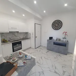 Bed & Breakfast Giori, Giardini Naxos